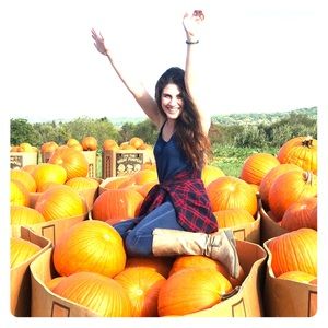 Meet your Posher, Dana